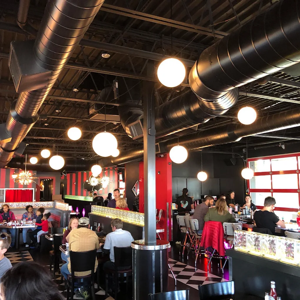 Fat Kat Slim's dining room interior